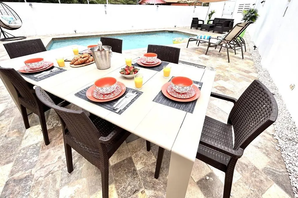 Villa Turibana Villa- 3 Bedroom, 2 Bathroom Palm Beach