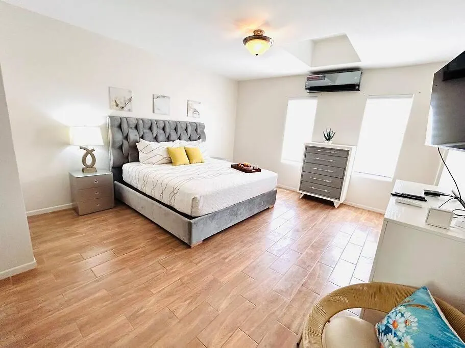 Turibana Villa- 3 Bedroom, 2 Bathroom Palm Beach Villa